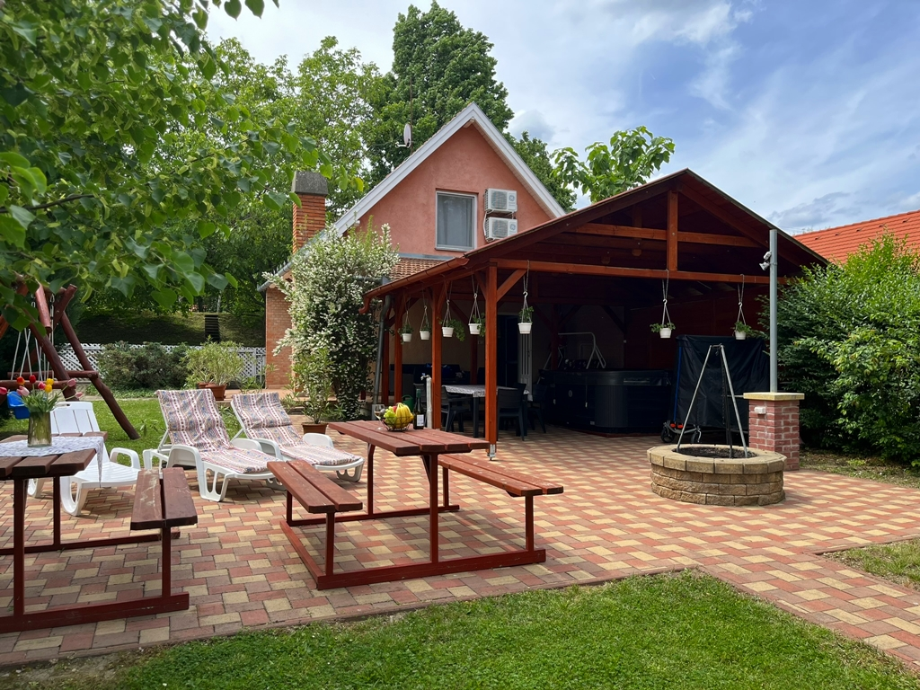 Körös Nyaralóházak Körös Nyaralóházak